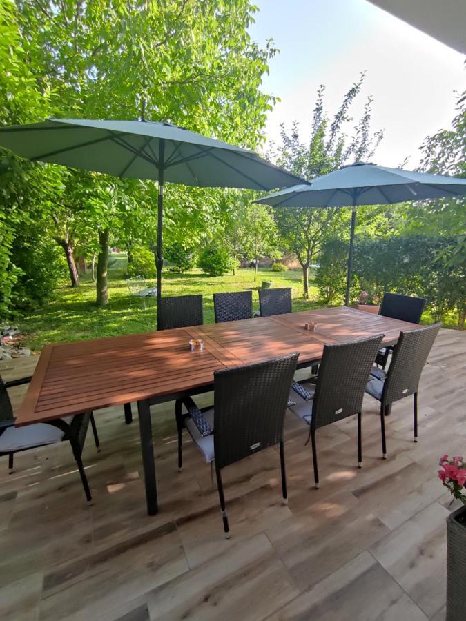 Benaja Swiss Nyaralohaz Villa Keszthely Exterior photo
